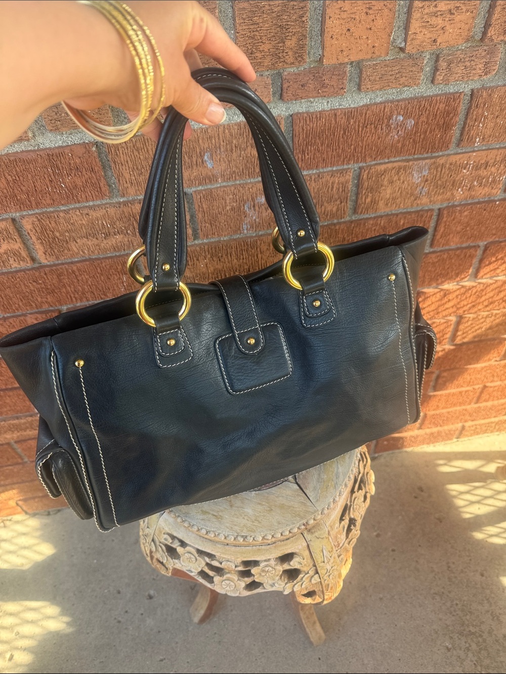 🖤Classic lovely Marc Jacobs satchel Black Leather Tote Bag with Gold Hardware🖤 - Picture 3 of 17